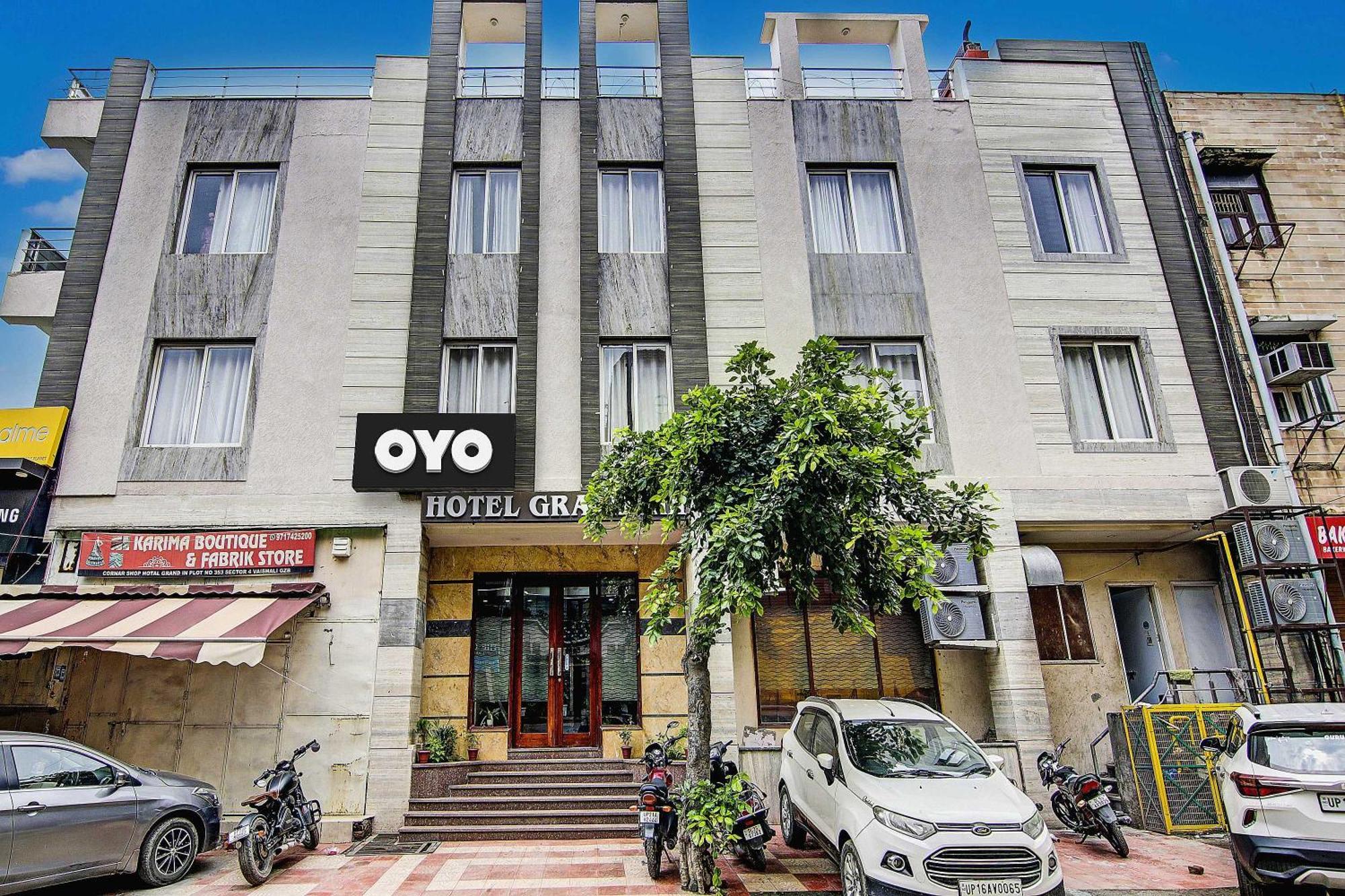 Townhouse Grand Inn Ghaziabad Bagian luar foto